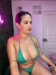 Sara_fun — Stripchat recorded stream image, 17.05.2025 17:00