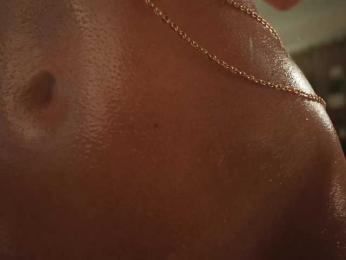 HeyBanana — Bongacams recorded stream screenshot (17 May 2025)