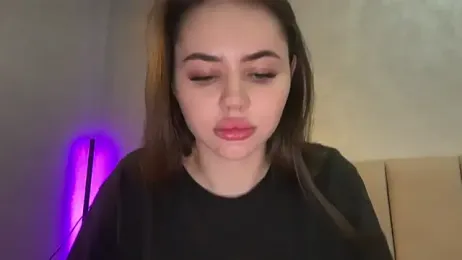 AlmaryKim — Stripchat recorded stream image, 17.05.2025 22:10