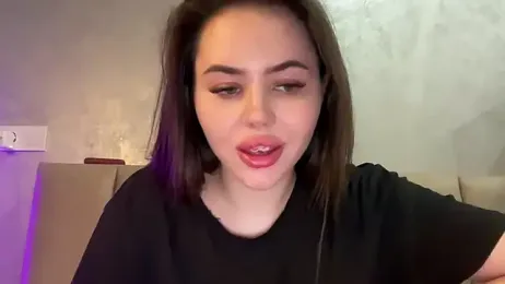 AlmaryKim — Stripchat recorded stream image, 17.05.2025 22:10