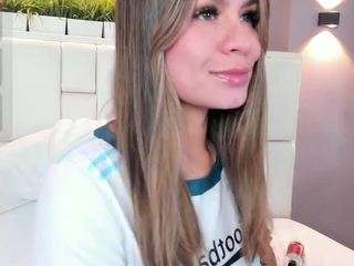 valeeriagarcia — Camsoda recorded stream image, 08.02.2025 15:20
