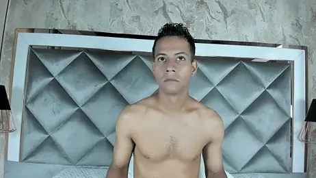 yayi_derek — Stripchat recorded stream image, 08.02.2025 11:50