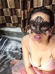 Sexy_Ruby_Hot — Stripchat recorded stream image, 18.05.2025 19:20