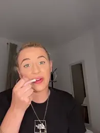 Strongqueen — Stripchat recorded stream screenshot (18 May 2025)